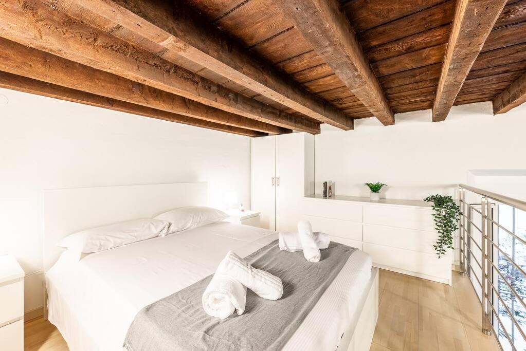 Verdi'S Nest - Loft With Wifi And Netflix Milano Dış mekan fotoğraf